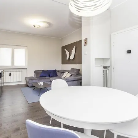 Elegant Metro A - By Openroma Apartament *